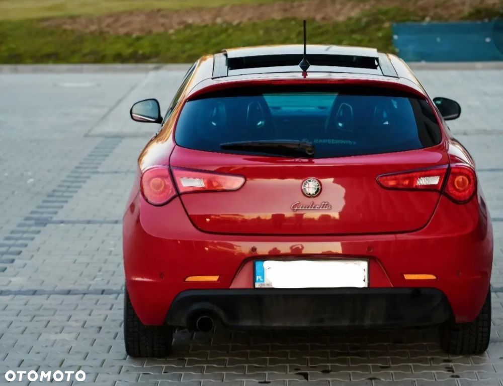 Alfa Romeo Giulietta - 2
