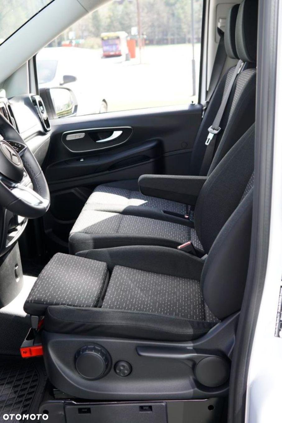 Mercedes-Benz VITO - 11
