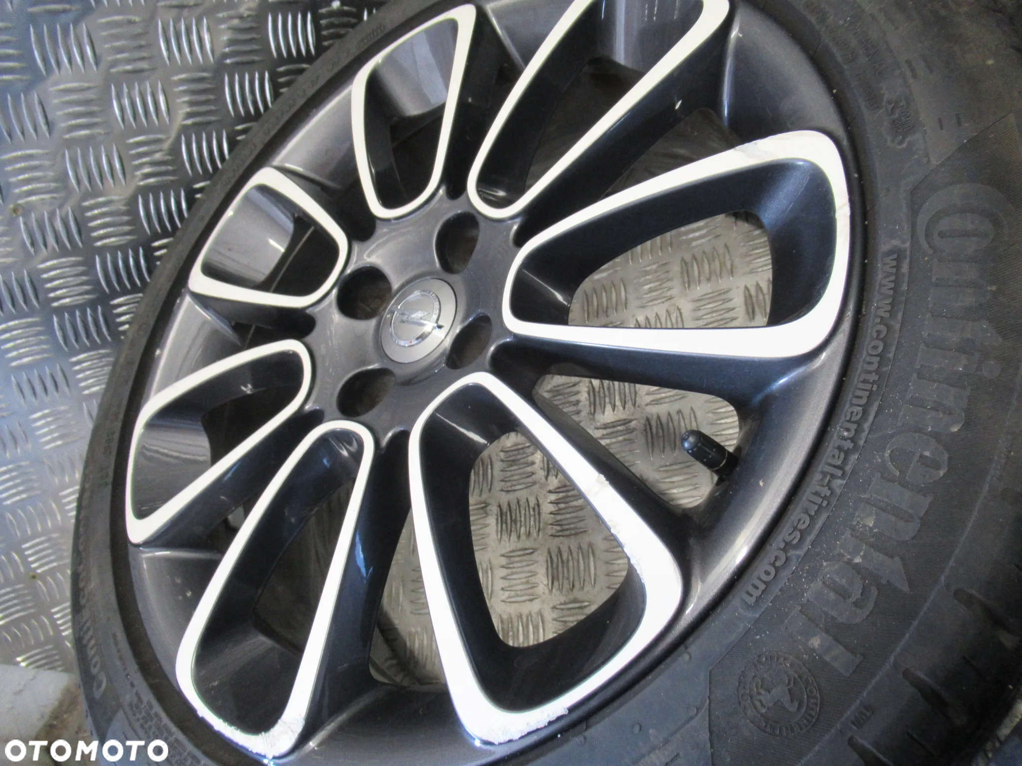 Koła Opel Adam Corsa E Adam Rocks 7Jx17 et44 4x100 CZUJNIKI - 11