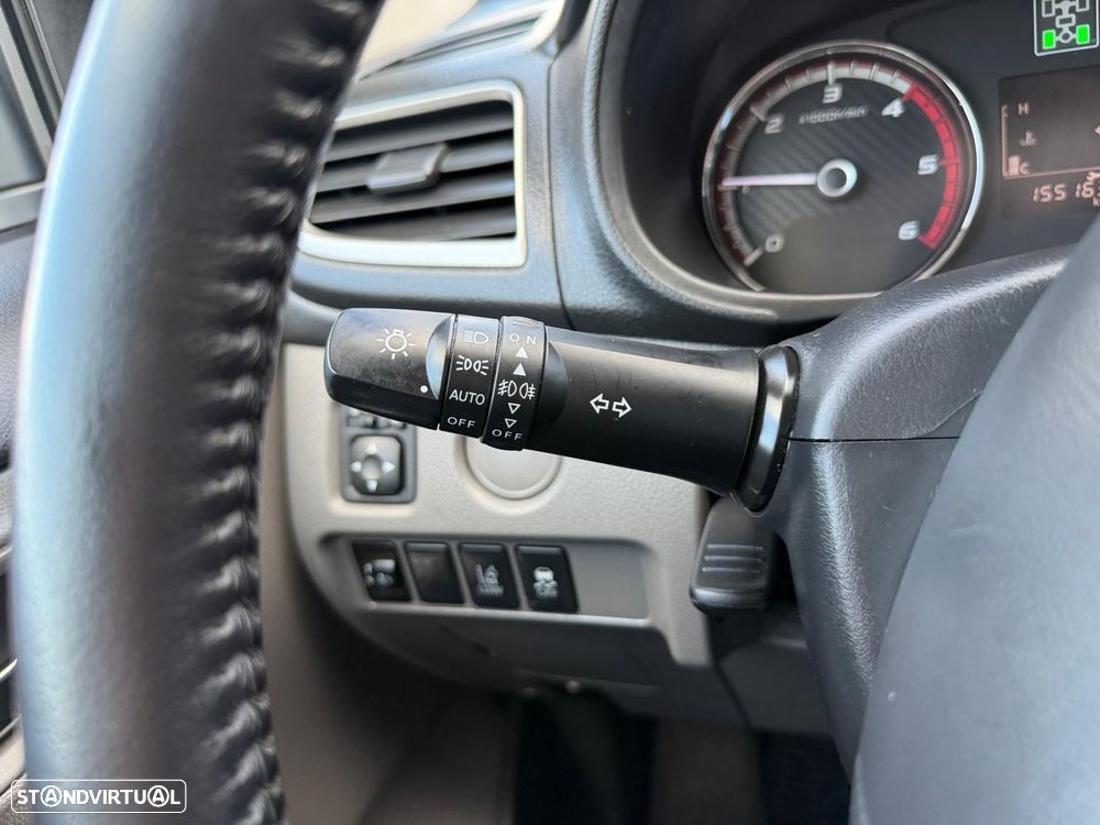 Mitsubishi L200 2.4 DI-D CD Sportbox Strakar 4WD - 20