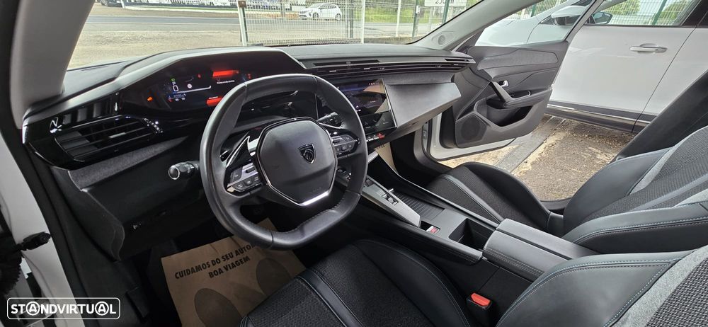 Peugeot 308 BlueHDi 130 EAT8 Allure - 24