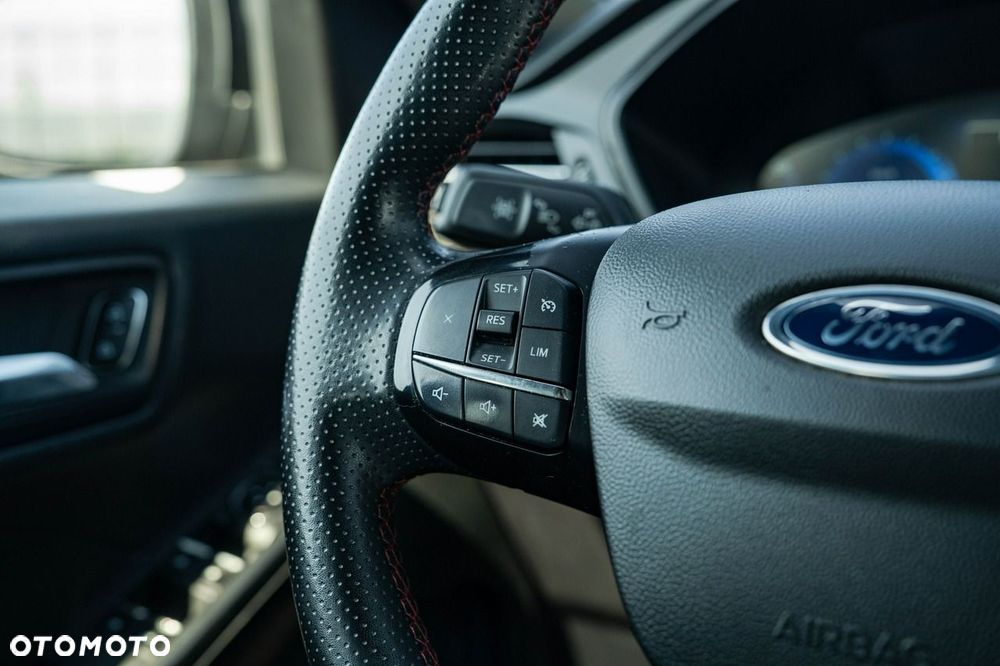 Ford Kuga - 20