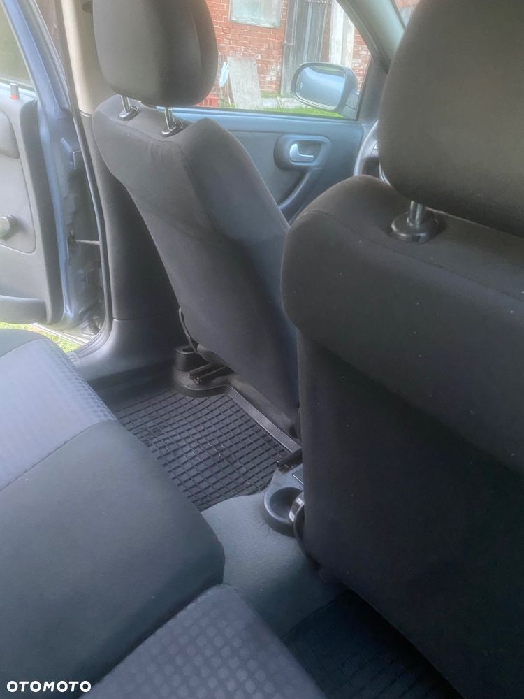 Opel Corsa - 19