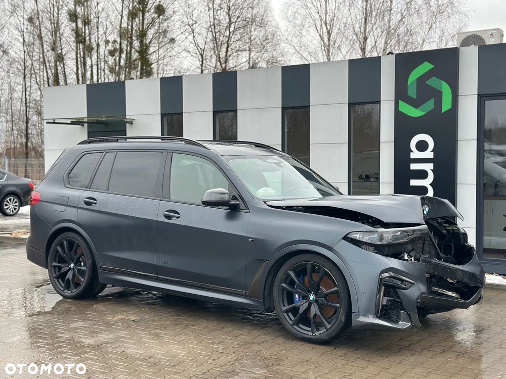 BMW X7 M50i - 4