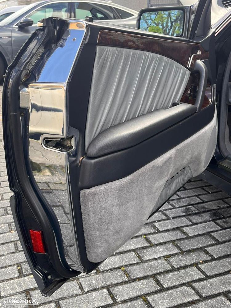 Mercedes-Benz CL 500 Coupé - 35