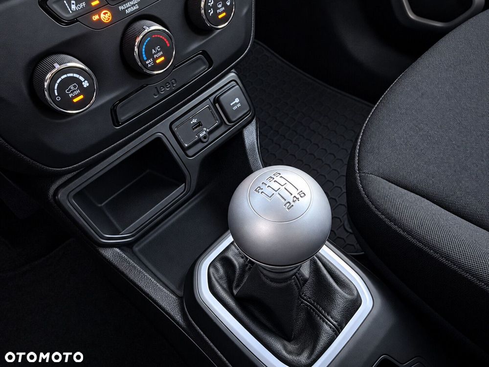 Jeep Renegade 1.0 GSE T3 Turbo Longitude FWD S&S - 24