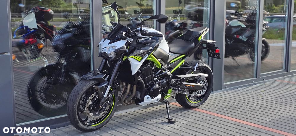 Kawasaki Z 900 - 26