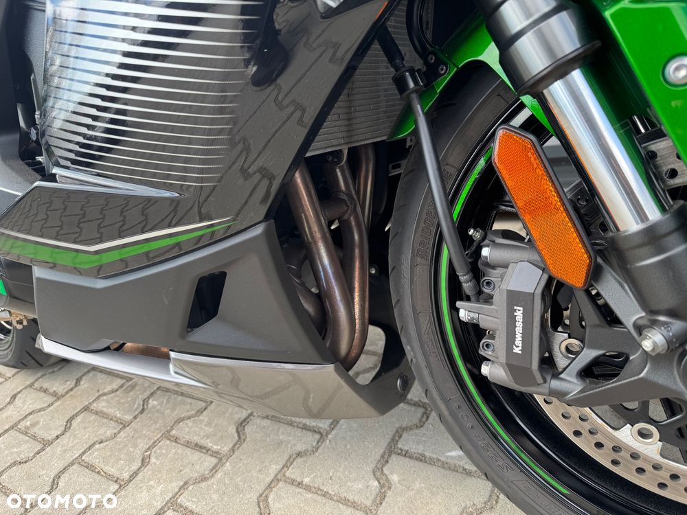 Kawasaki Ninja 1000 SX - 21