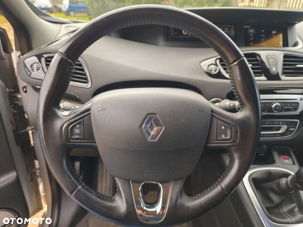 Renault Scenic Energy TCe 130 S&S Bose Edition - 21