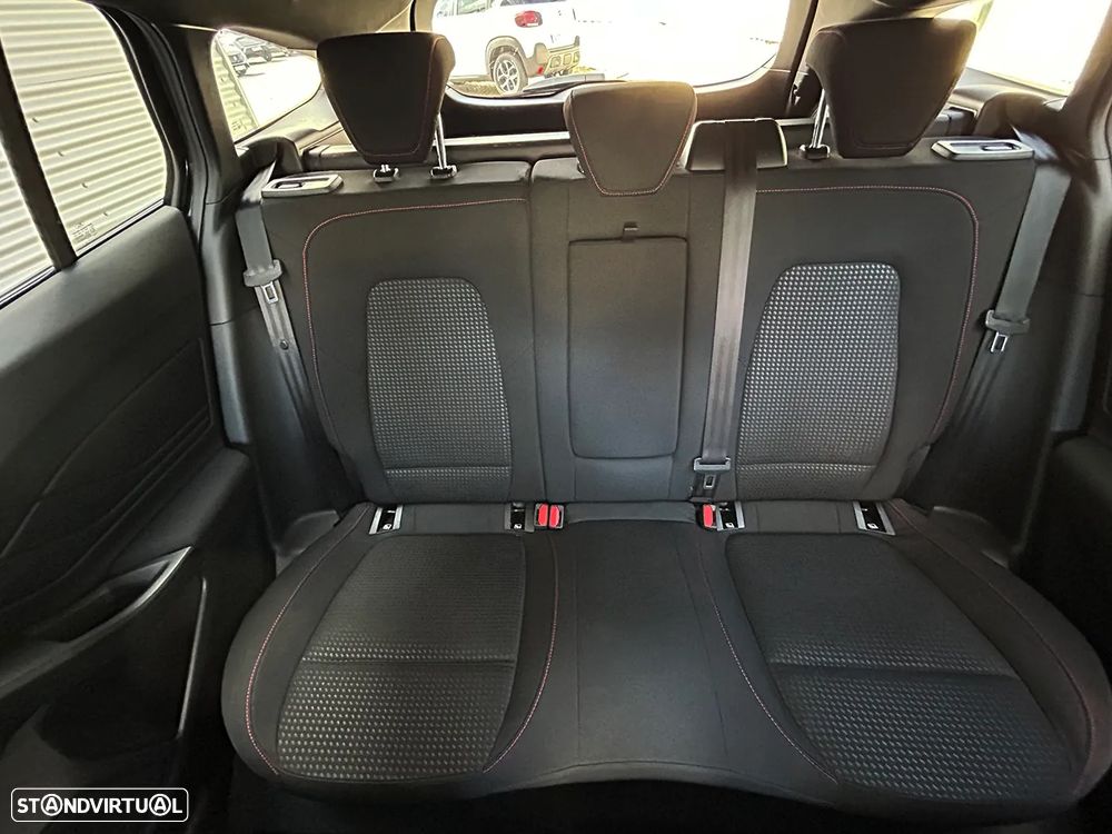 Ford Focus SW 1.0 EcoBoost MHEV ST-Line X Aut. - 36