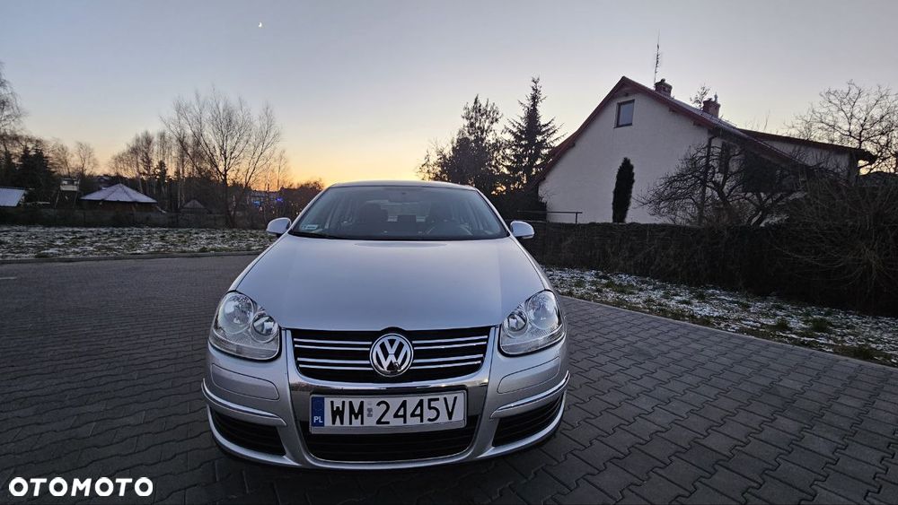 Volkswagen Jetta - 19