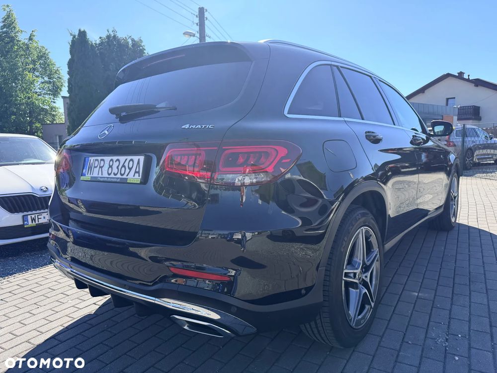 Mercedes-Benz GLC 200 4Matic 9G-TRONIC AMG Line - 10