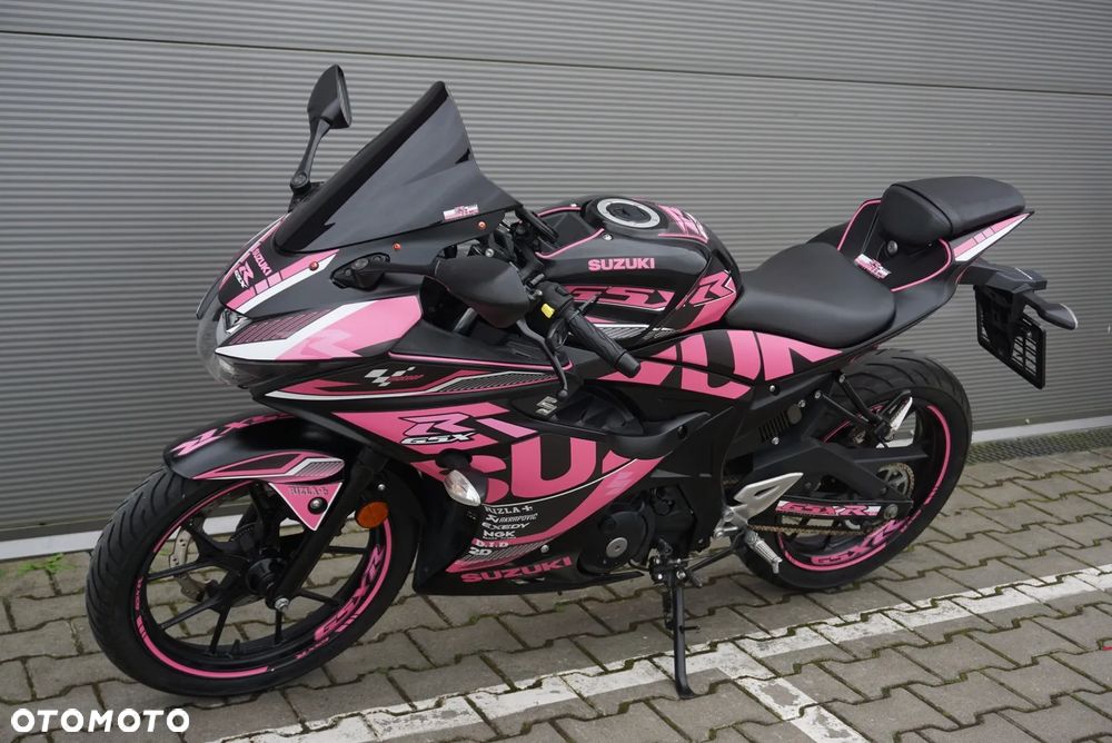Suzuki GSX-R - 19
