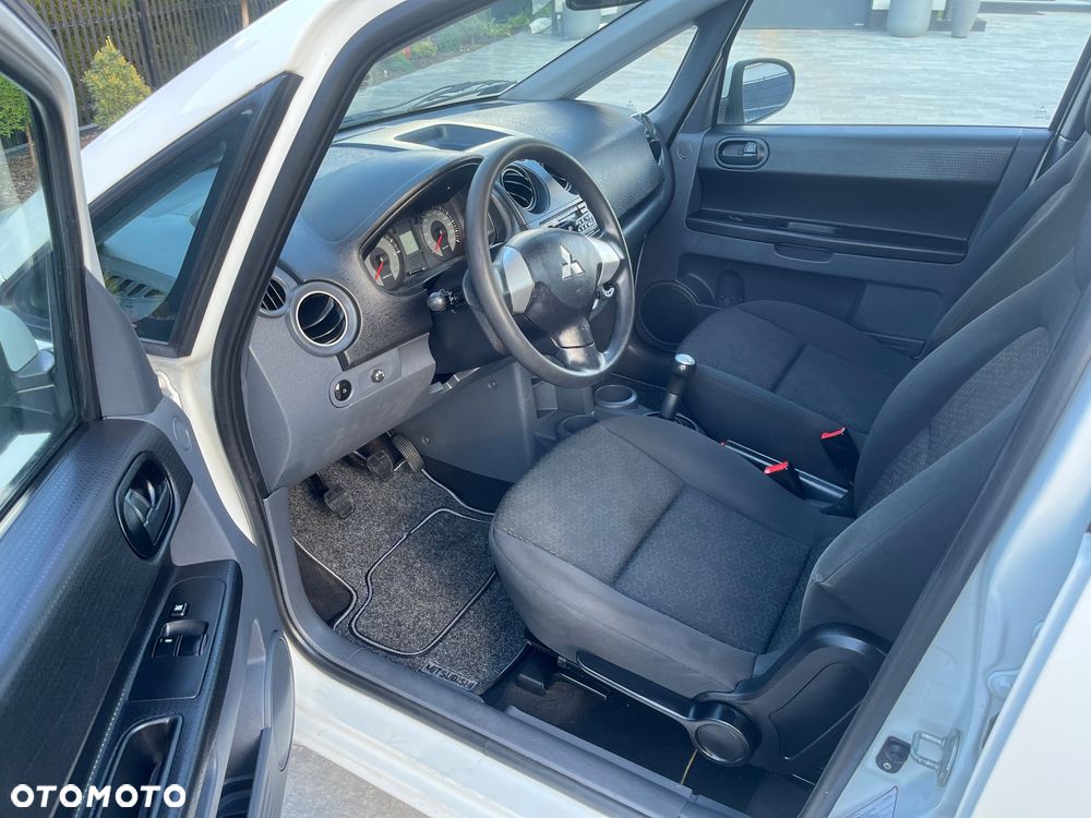 Mitsubishi Colt 1.3 Inform EU5 - 10