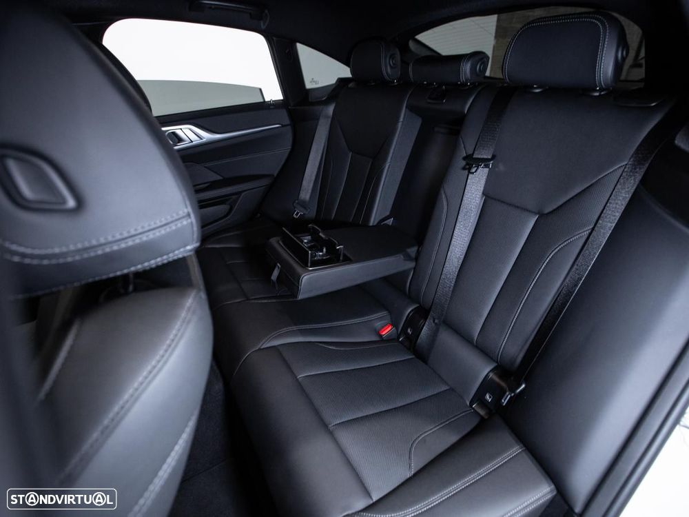 BMW i4 eDrive40 Gran Coupe - 12