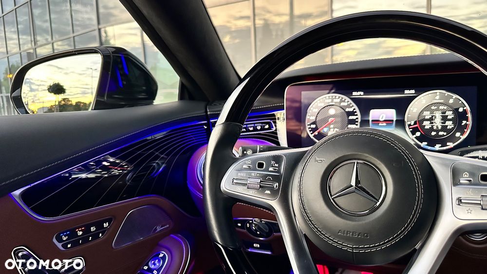 Mercedes-Benz Klasa S 560 Coupe 4-Matic 9G-TRONIC - 28