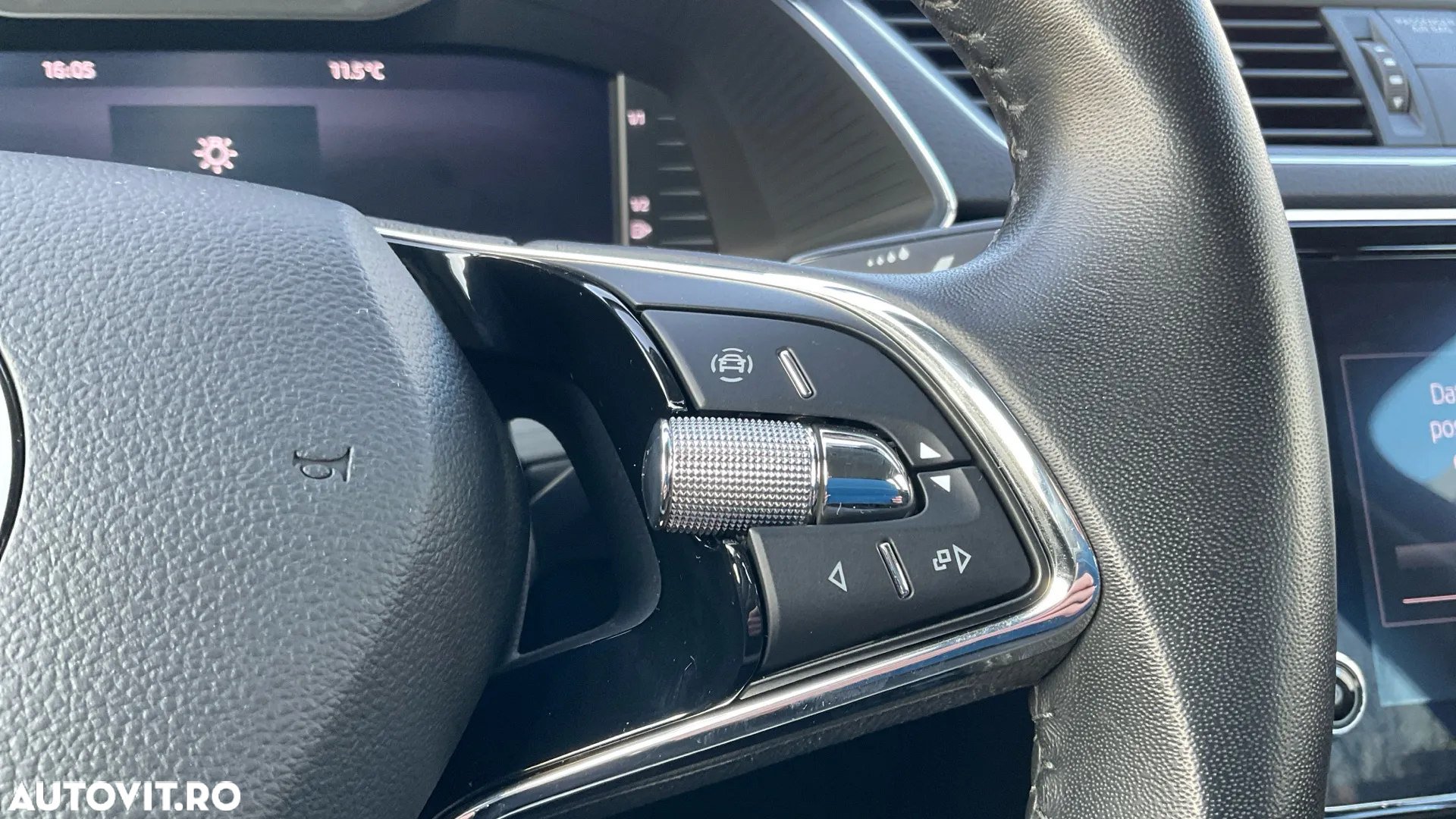 Skoda Superb 1.5 TSI DSG Ambition - 36