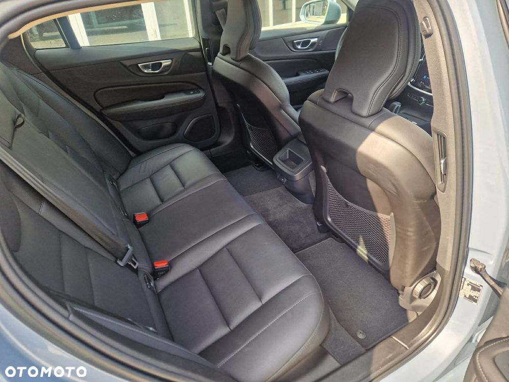 Volvo V60 B4 D Ultimate Bright - 9