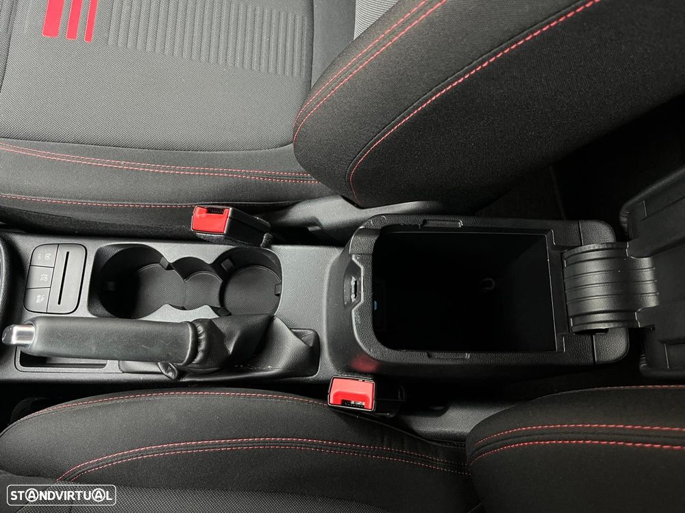 Ford Fiesta 1.0 EcoBoost ST-Line - 36