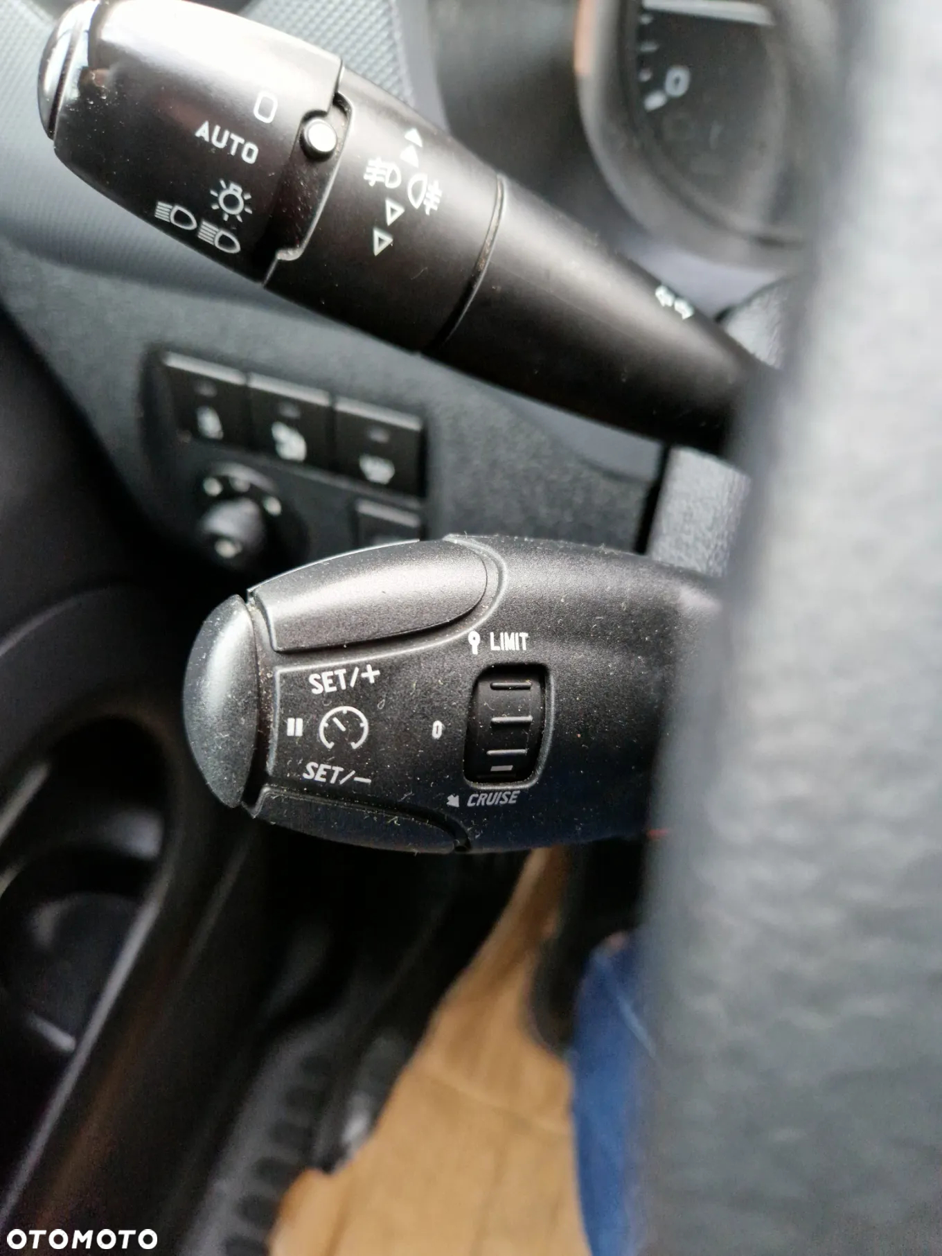 Peugeot Partner - 8