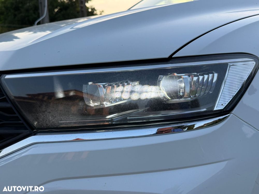Volkswagen T-Roc 1.5 TSI OPF Style - 28