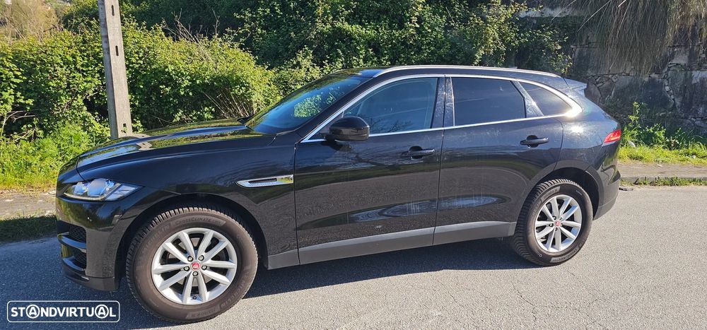 Jaguar F-Pace 2.0 i4D Prestige - 2