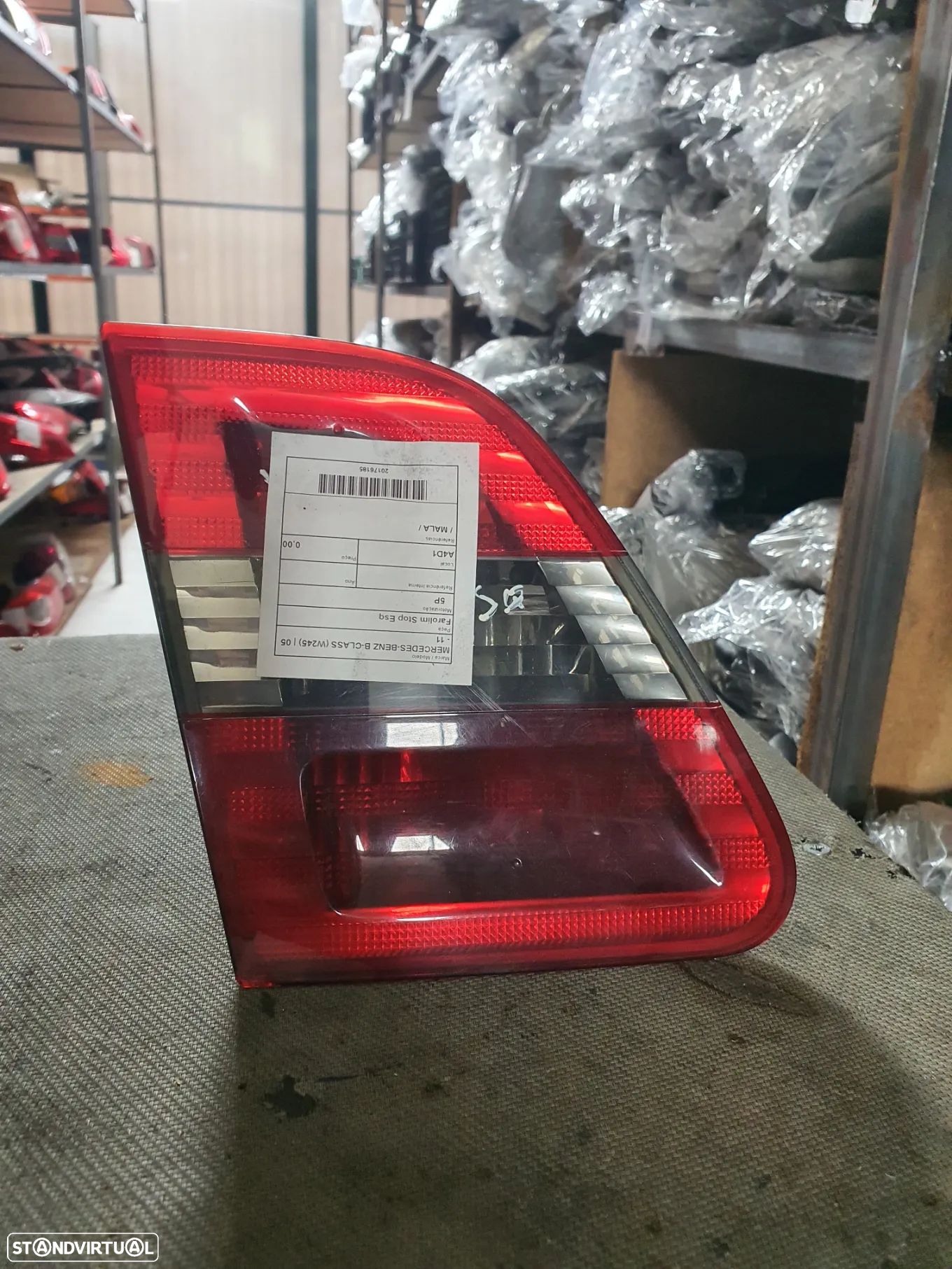 FAROLIM ESQUERDO MALA MERCEDES-BENZ B W245 / A1698201564 - 1