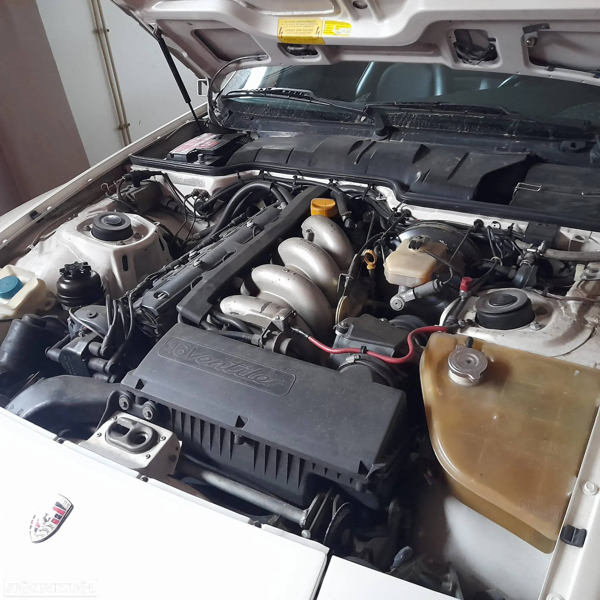 Porsche 944 S - 13