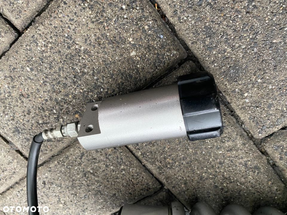 Amortyzator tył Kawasaki Versys 650  18r - 2