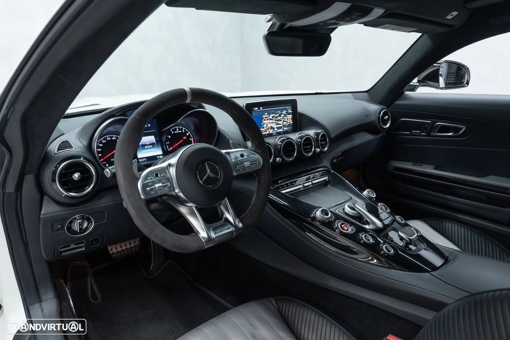 Mercedes-Benz AMG GT - 18
