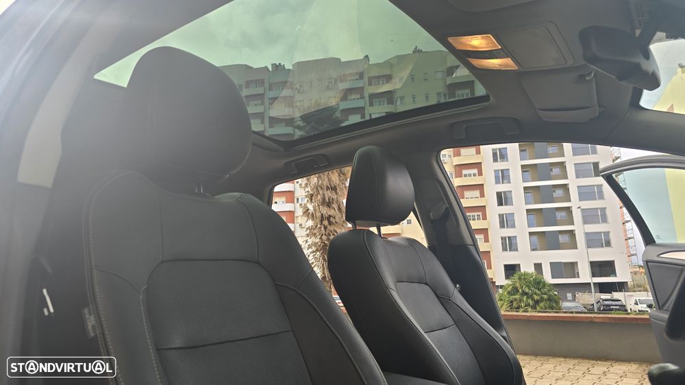 Toyota Avensis SW 2.0 D-4D Luxury+GPS - 21