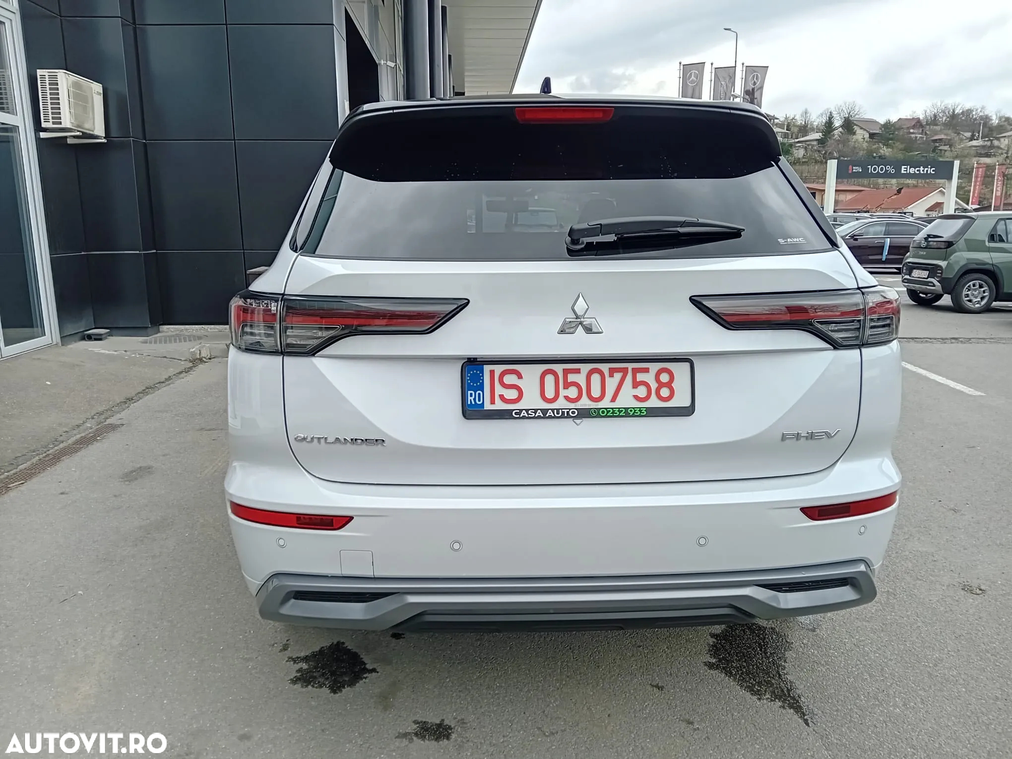 Mitsubishi Outlander - 5