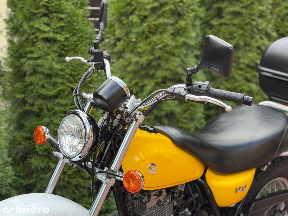 Suzuki RV - 18