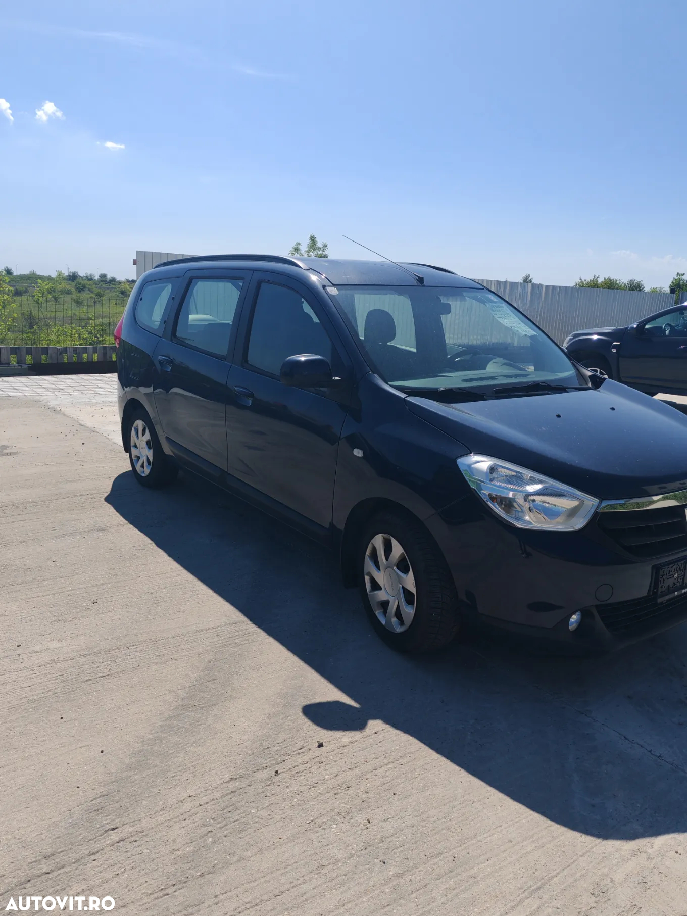 Dacia Lodgy 1.2 TCe 115 CP Laureate - 3