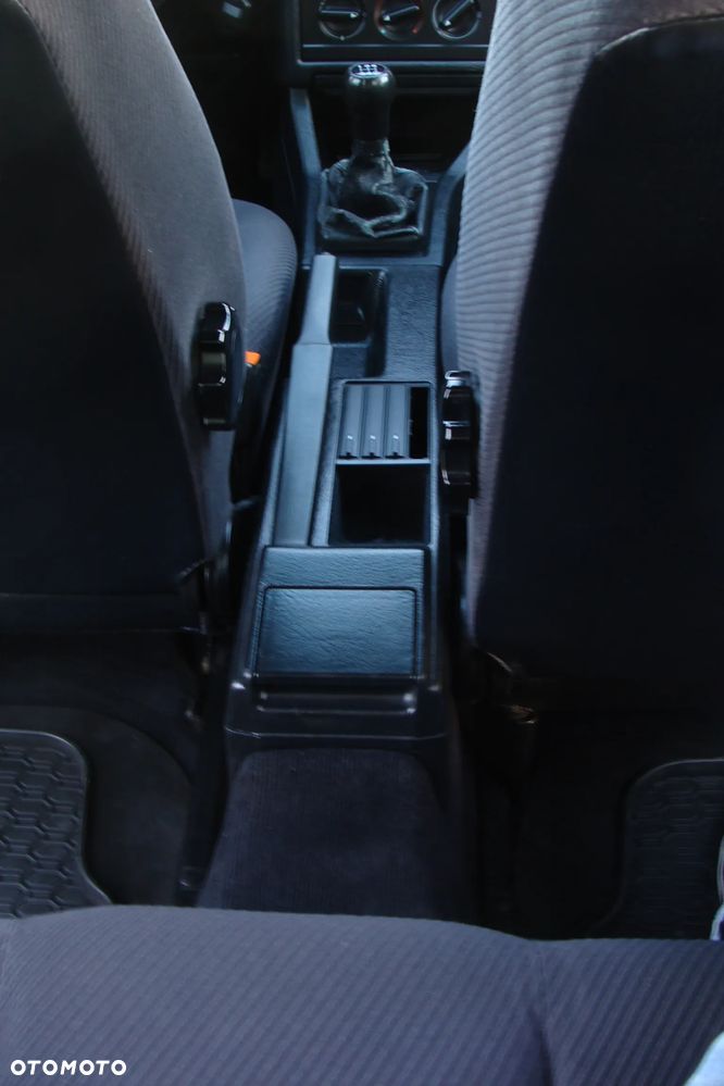 Audi 80 2.0 E - 12