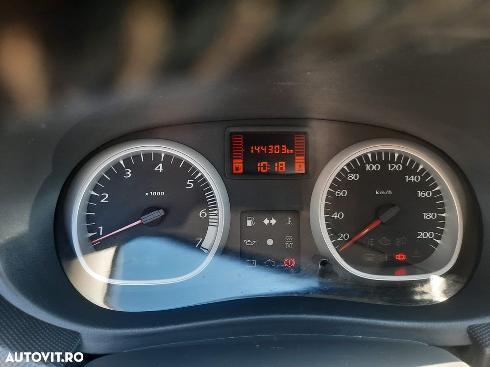 Dacia Duster 1.5 dCi 4x2 Laureate - 8
