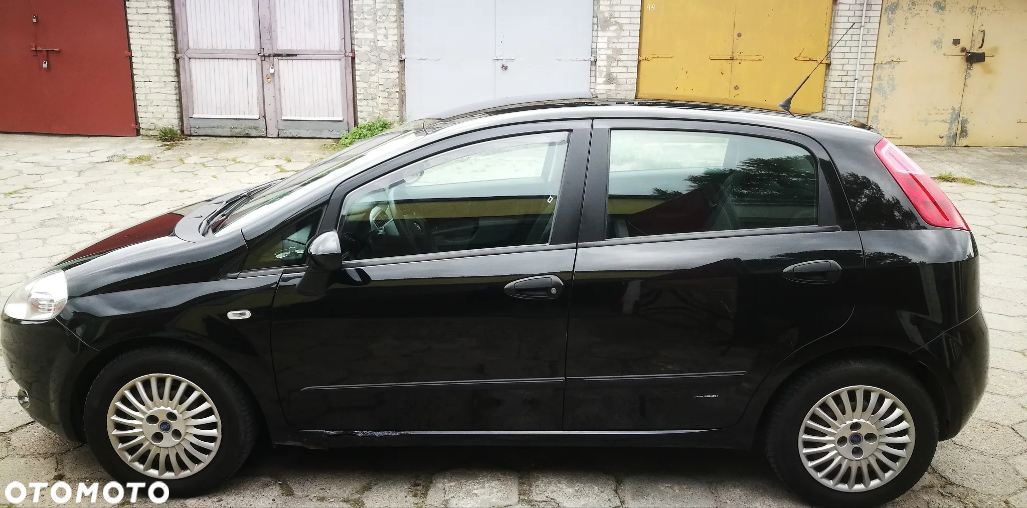 Fiat Grande Punto - 13