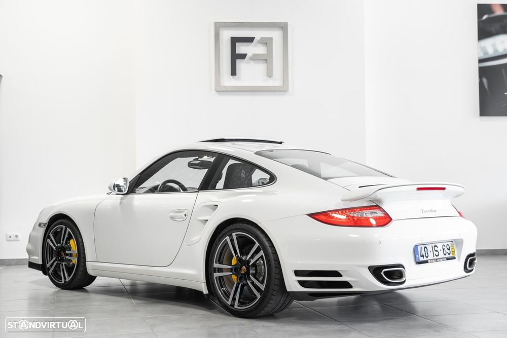 Porsche 911 (997) - 3