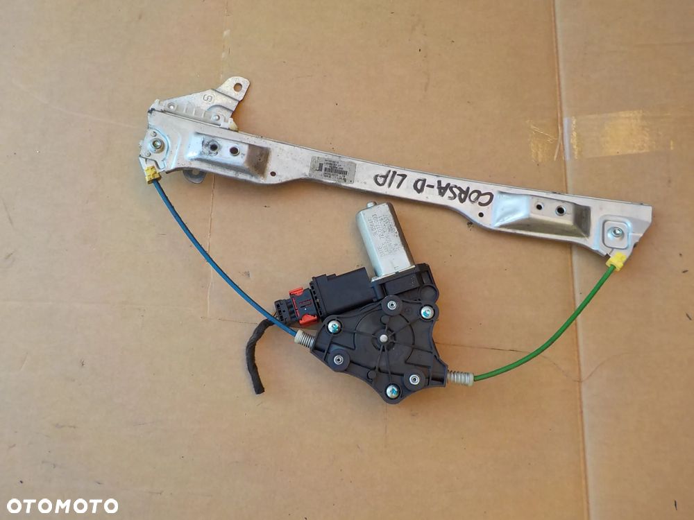 podnośnik szyby lewy przód opel corsa d 5D 2010r - 1