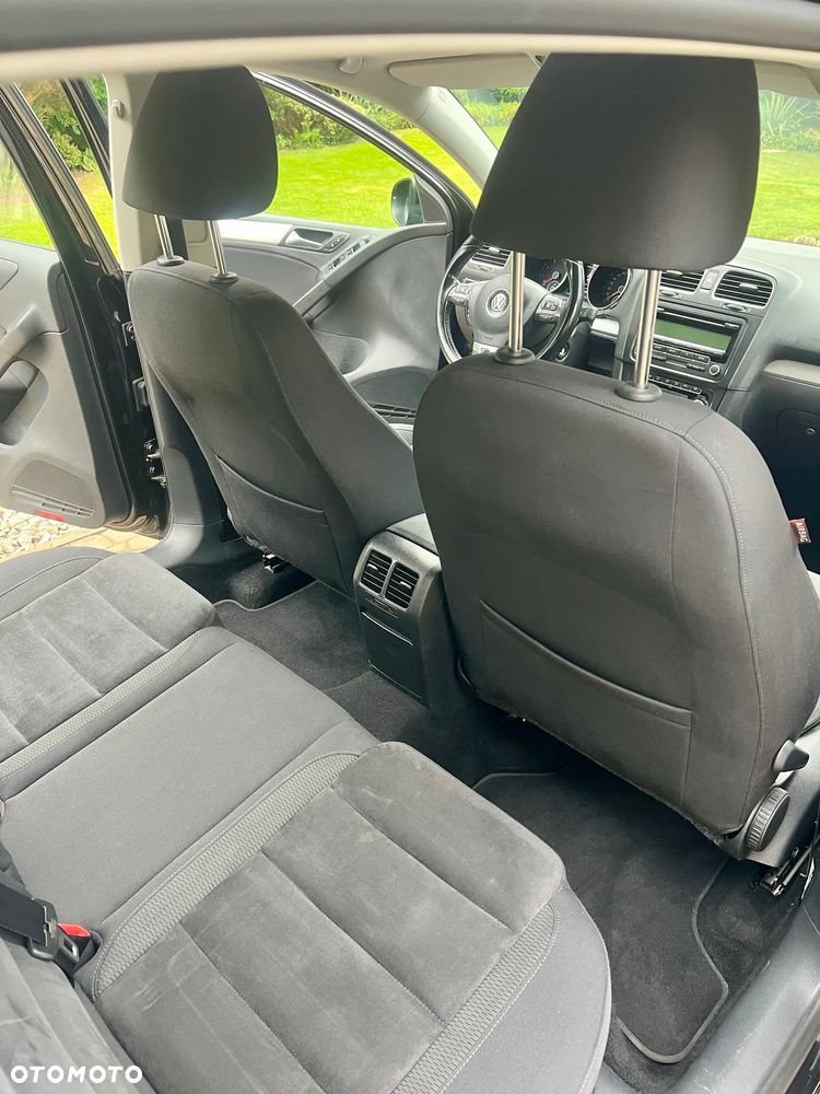 Volkswagen Golf 1.4 TSI Highline DSG - 9