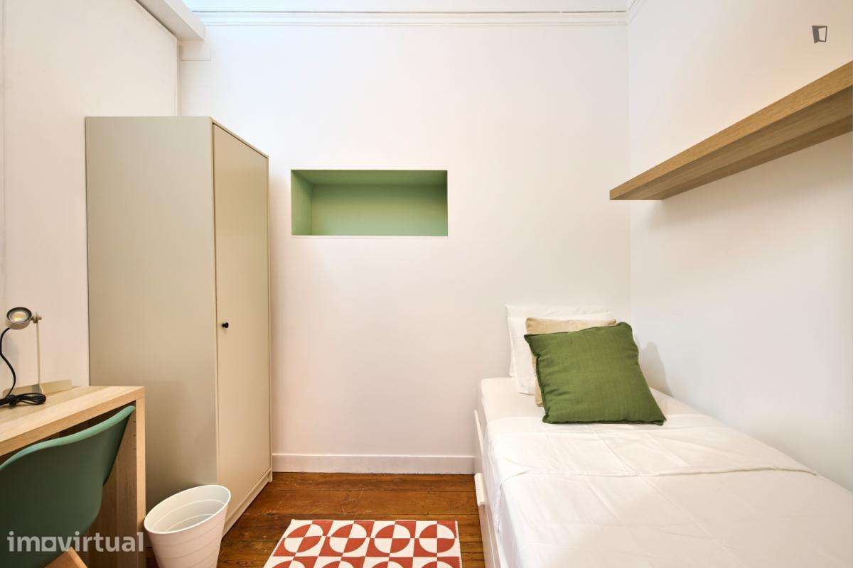 Quarto - localizado em Santos Lisbon - Grande imagem: 4/42