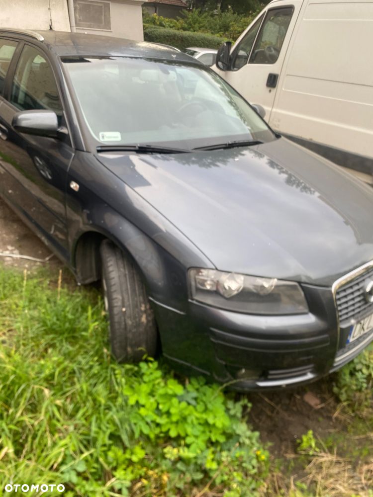 Audi A3 Sportback - 2