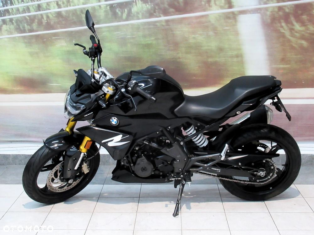 BMW G - 3