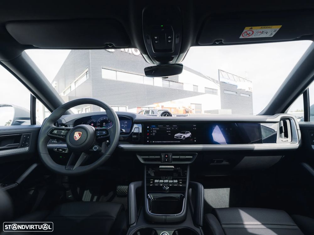 Porsche Cayenne Coupé E-Hybrid - 14
