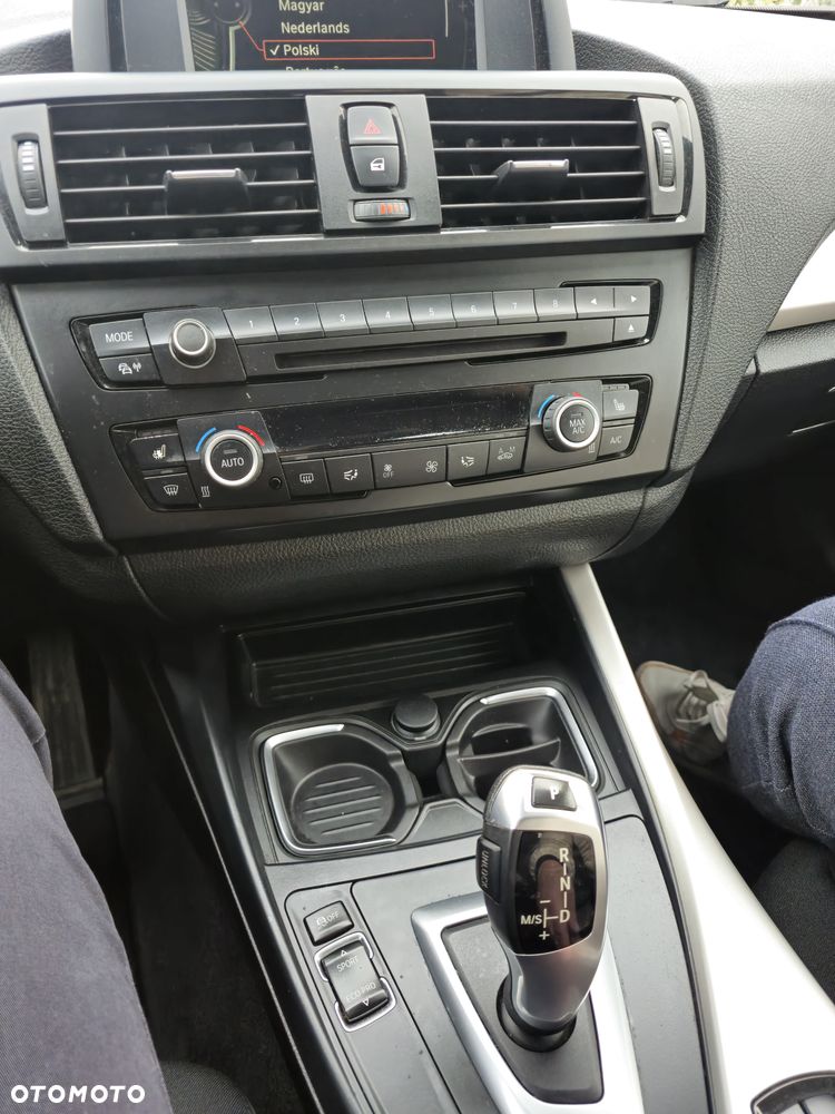 BMW Seria 1 116i - 5