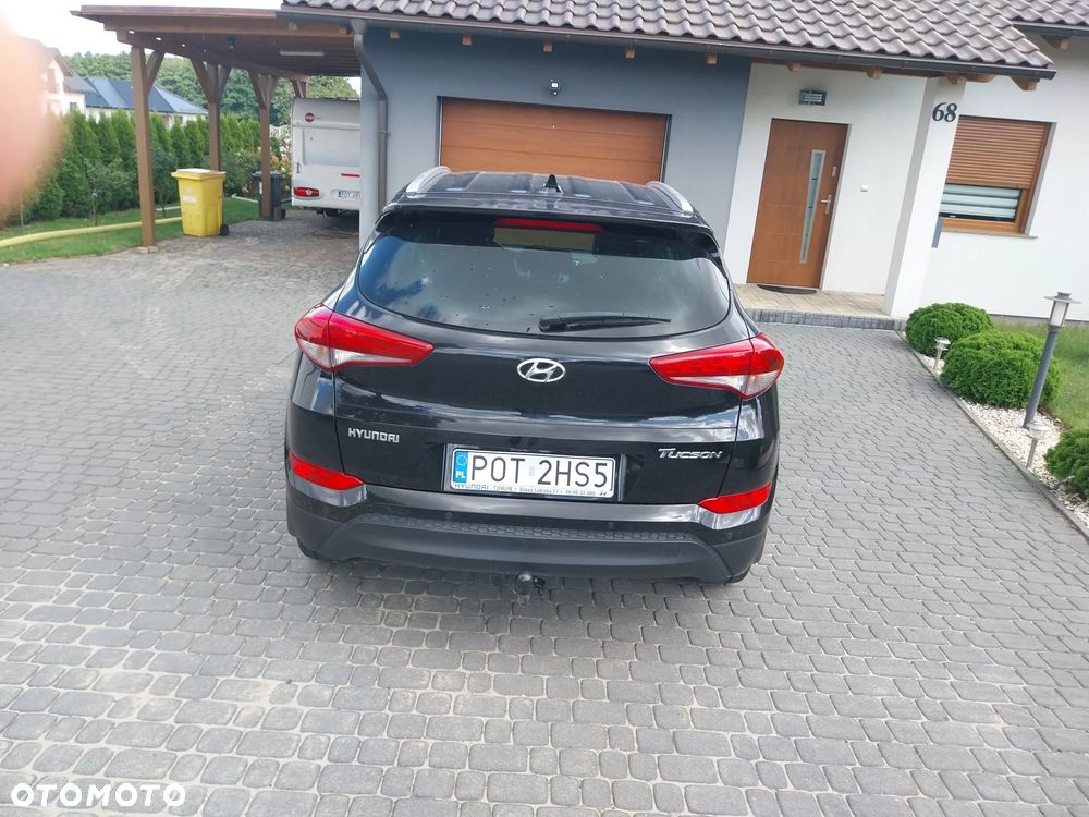 Hyundai Tucson 1.7 CRDI BlueDrive Style 2WD - 4