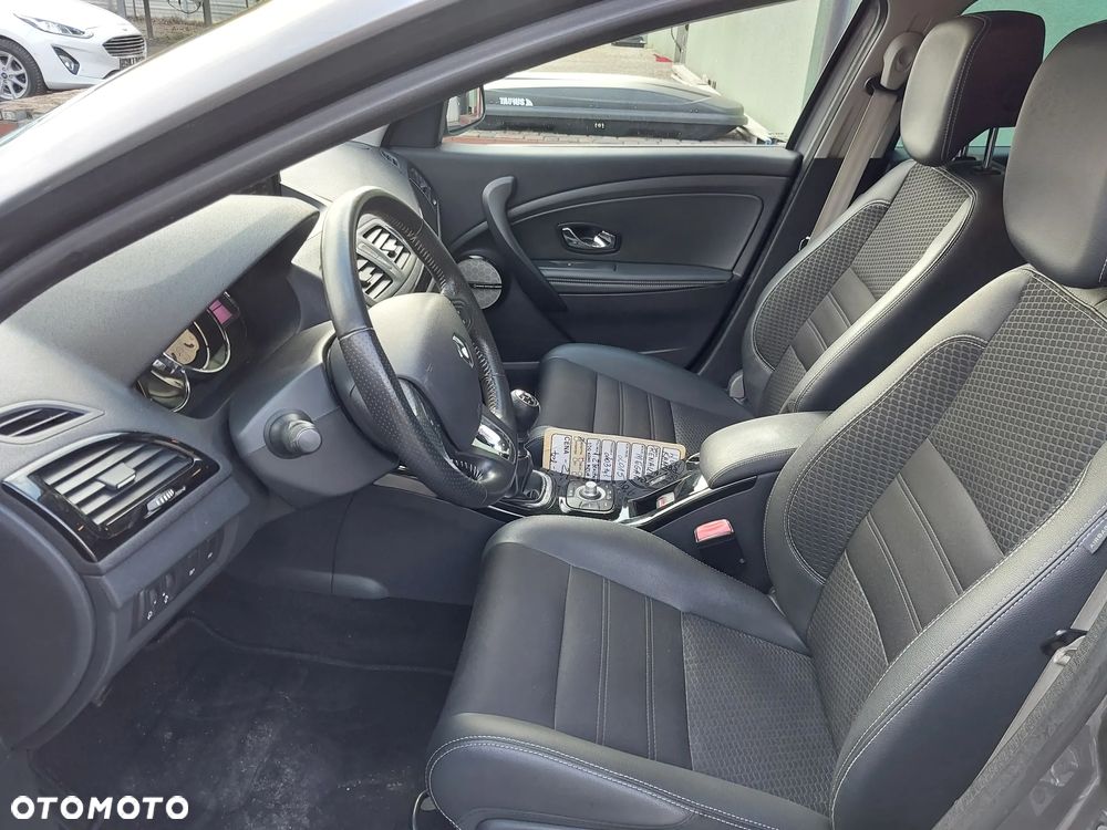 Renault Megane ENERGY TCe 130 BOSE EDITION - 13