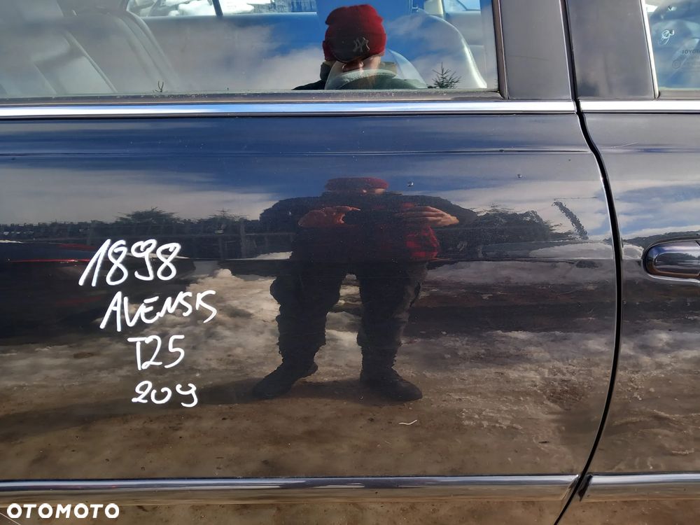TOYOTA AVENSIS T25 DRZWI PRAWE TYLNE PRAWY TYŁ SEDAN KOLOR: 209 - 3