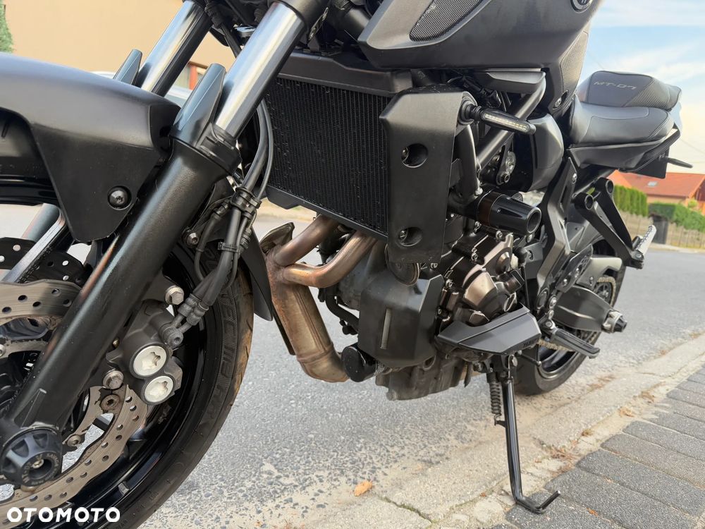 Yamaha MT - 24