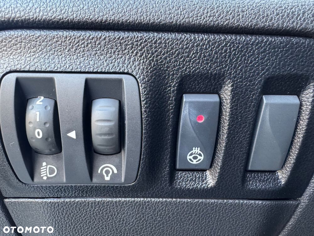 Renault Megane 1.3 TCe FAP Techno EDC - 14